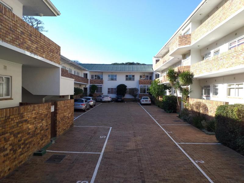 To Let 1 Bedroom Property for Rent in Newlands Western Cape